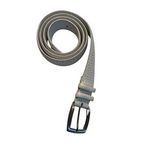 M2cG white genuine leather perforated belt 
sold brass buckle size 38